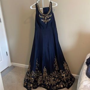 BEAUTIFUL DARK BLUE INDIAN GOWN